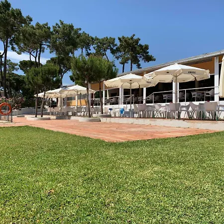 Parque de Campismo La Buganvilla 2*