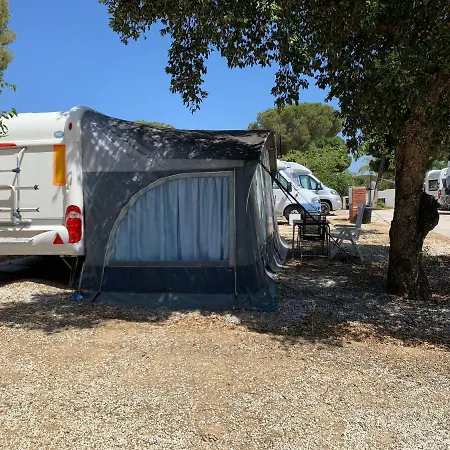 La Buganvilla Parque de Campismo